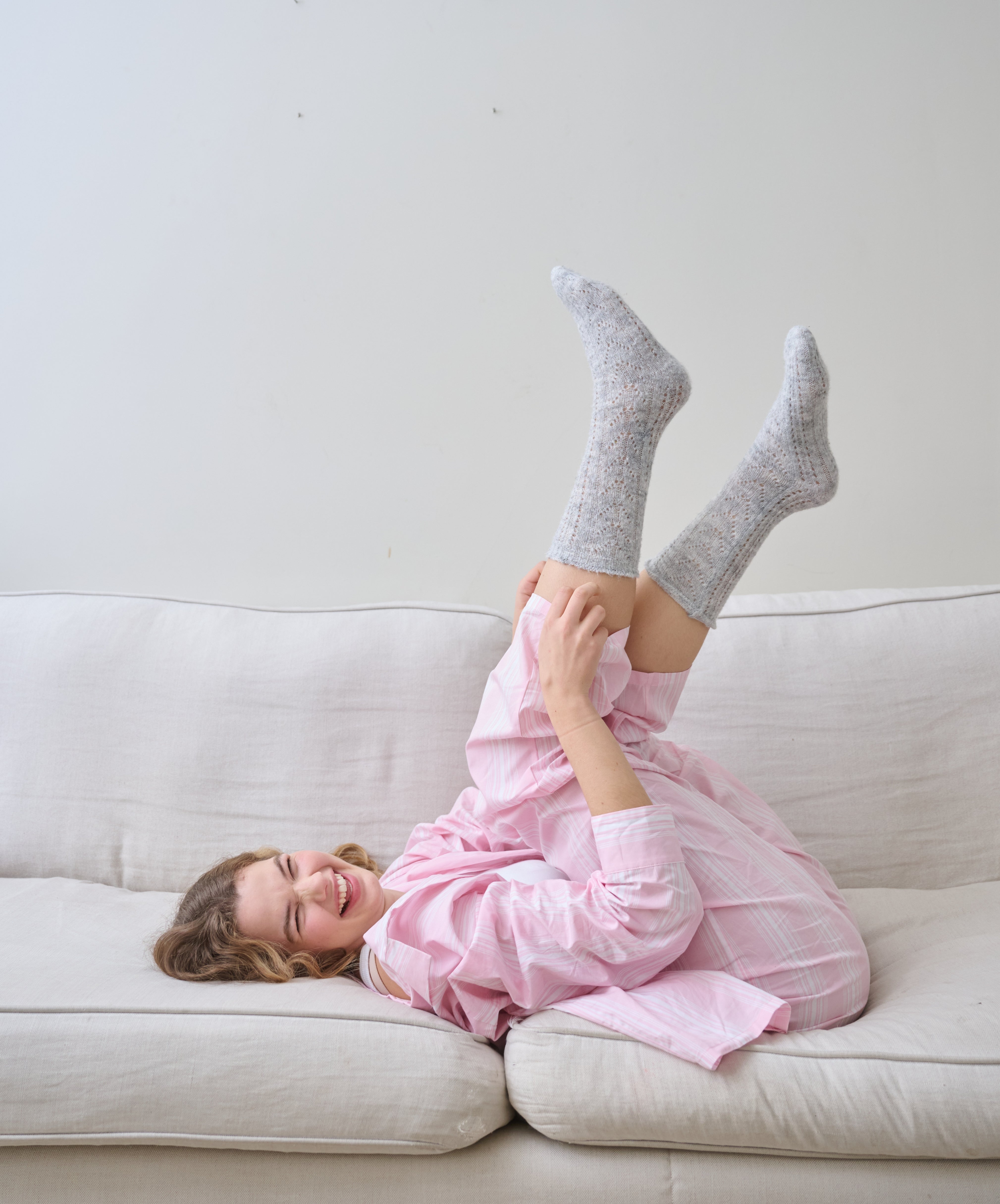 Lifestyle_girl_on_sofa.jpg